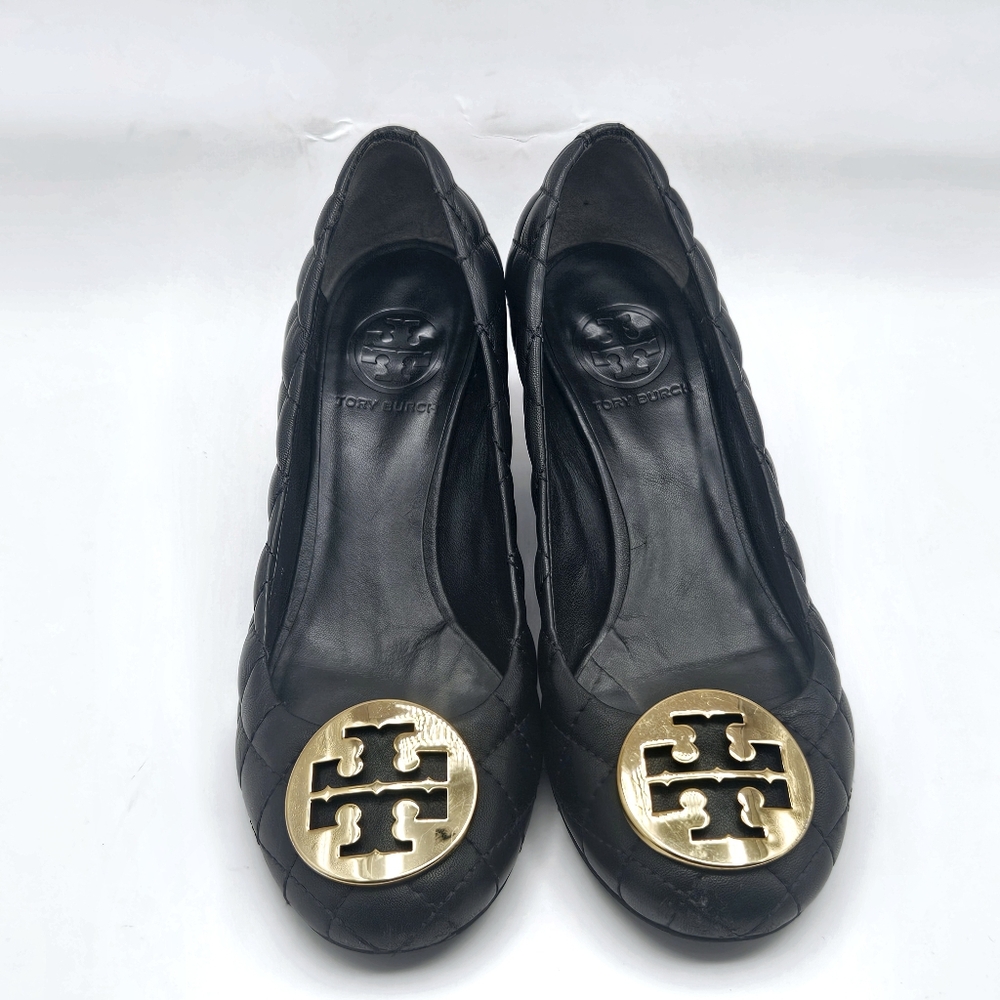 Tory Burch Black Quilted Wedges with Gold Logo - Picture 8 of 15